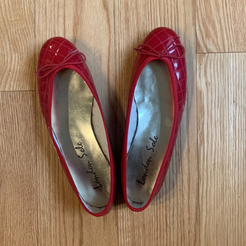 Genuine leather red patent leather ballerina flats size 41.5